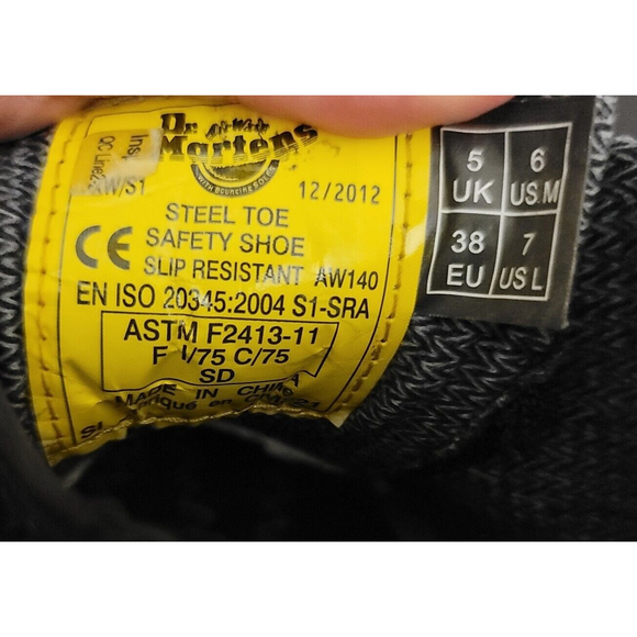 Dr. Martens Men’s Size 6M Industrial Steel Toe Black Leather Work Boots EUC main image 5